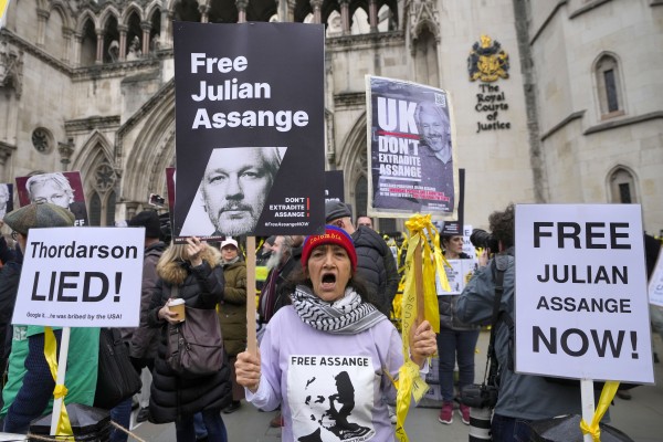 Lawyers for the US will tell a UK court why WikiLeaks’ Julian Assange should face spying charges