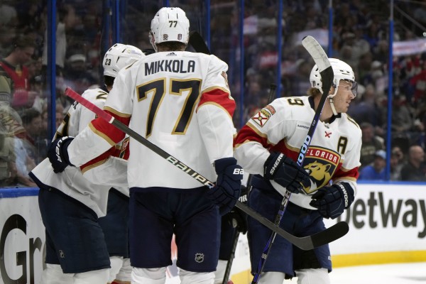 Sergei Bobrovsky Makes 26 Saves, Panthers Beat Lightnin... | AccessWDUN.com