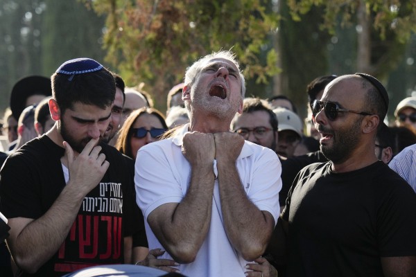 Israelis erupt in protest to demand a cease-fire after 6 more hostages die in Gaza