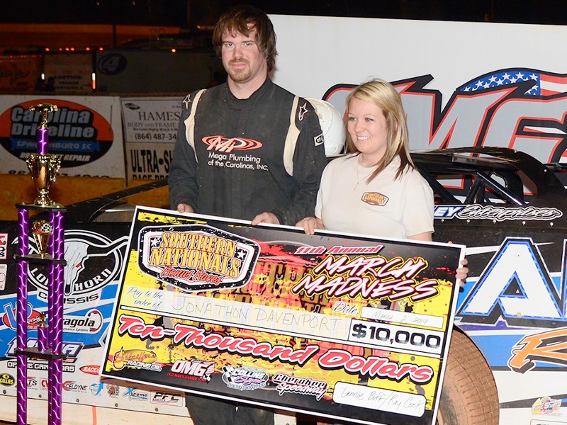 Davenport tops Lucas Oil field for win at Atomic | AccessWDUN.com