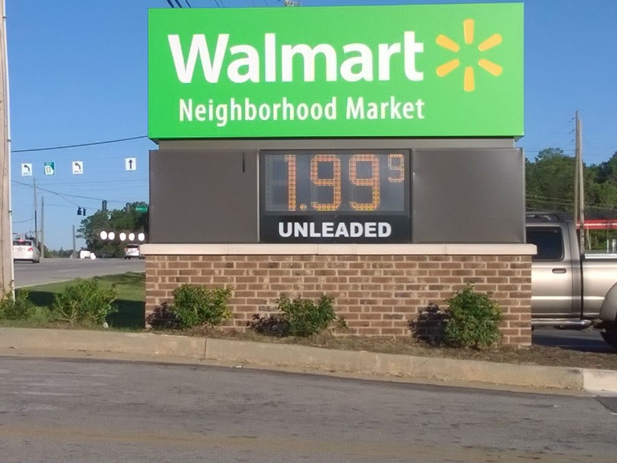 Gas prices dip below $2 at some Hall Co. outlets 