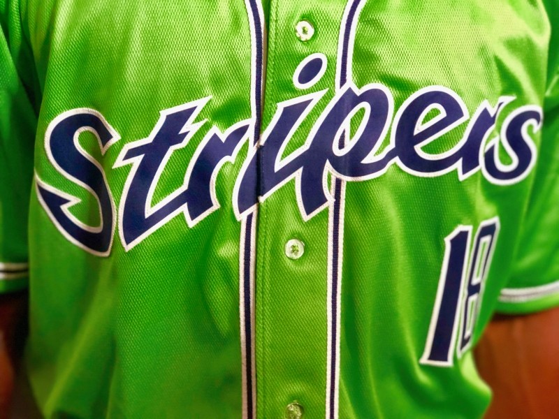 Gwinnett Stripers OT Sports Replica Alternate Green Jersey L (44) / Yes +