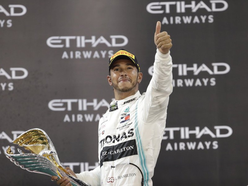 After victory at Abu Dhabi Grand Prix Lewis Hamilton ends season