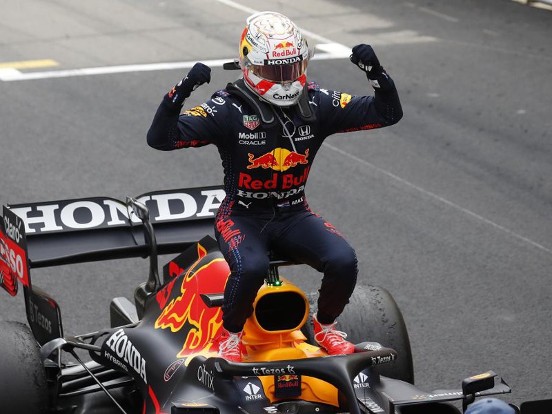 Verstappen wins Monaco GP, takes F1 title lead from Ham...