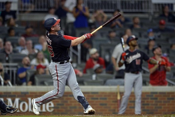 Austin Riley, Ozzie Albies hit ninth-inning home runs as Braves get jump on  Dodgers - The Boston Globe