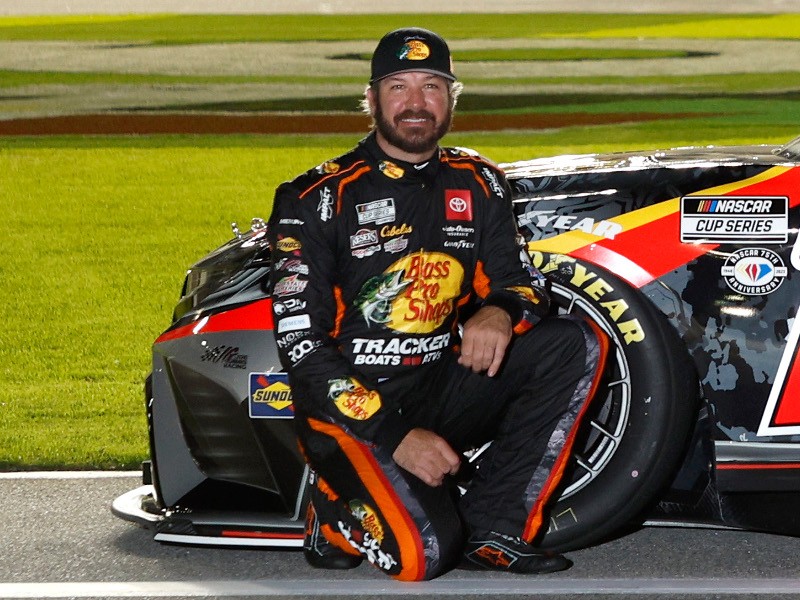 Martin Truex, Jr. Edges Bubba Wallace For Darlington Po... | AccessWDUN.com