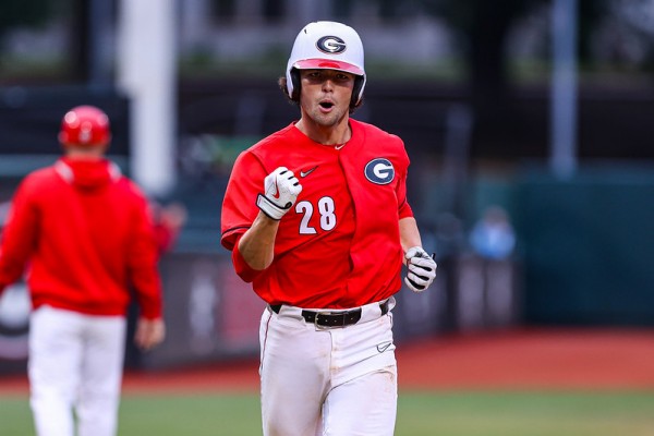 Georgia Baseball takes series over No. 18 Tennessee