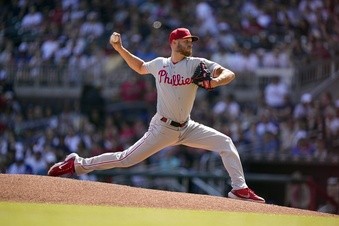 Kimbrel 8th pitcher in MLB history to earn 400 saves, Phillies beat Braves  6-4