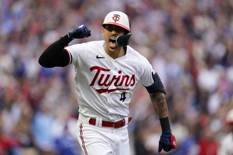 MLB: Toronto Blue Jays at Minnesota Twins - St. Louis Baseball Weekly